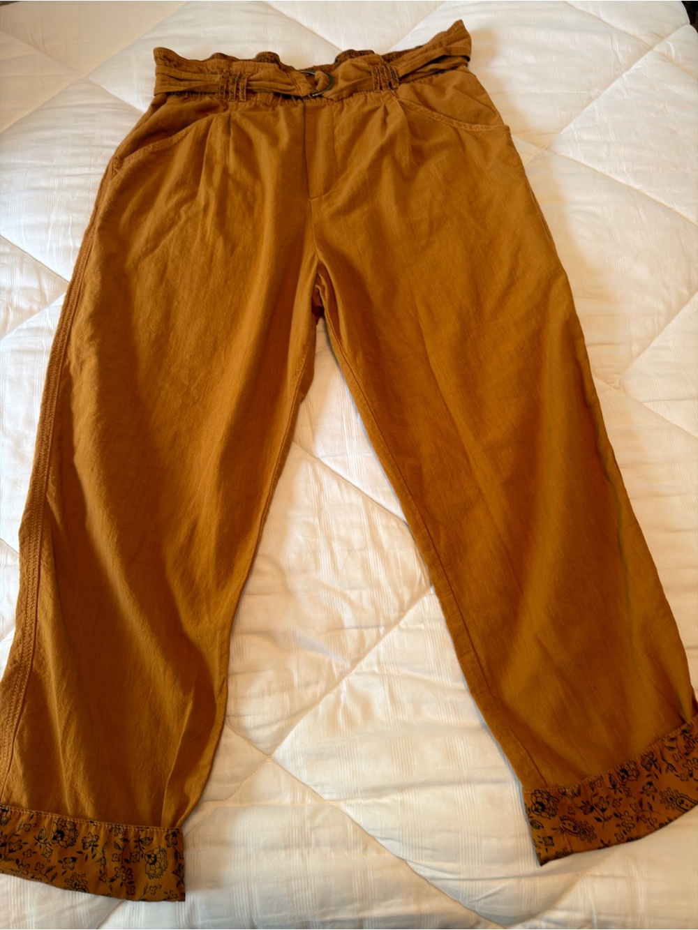 Anthropologie Paperbag High Waist Pull-On Pants w/ Boho Floral Pattern Detail